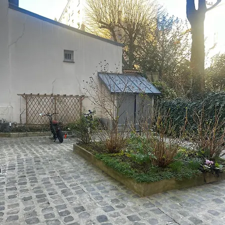 Apartamento Lovely For Rent In 17 París